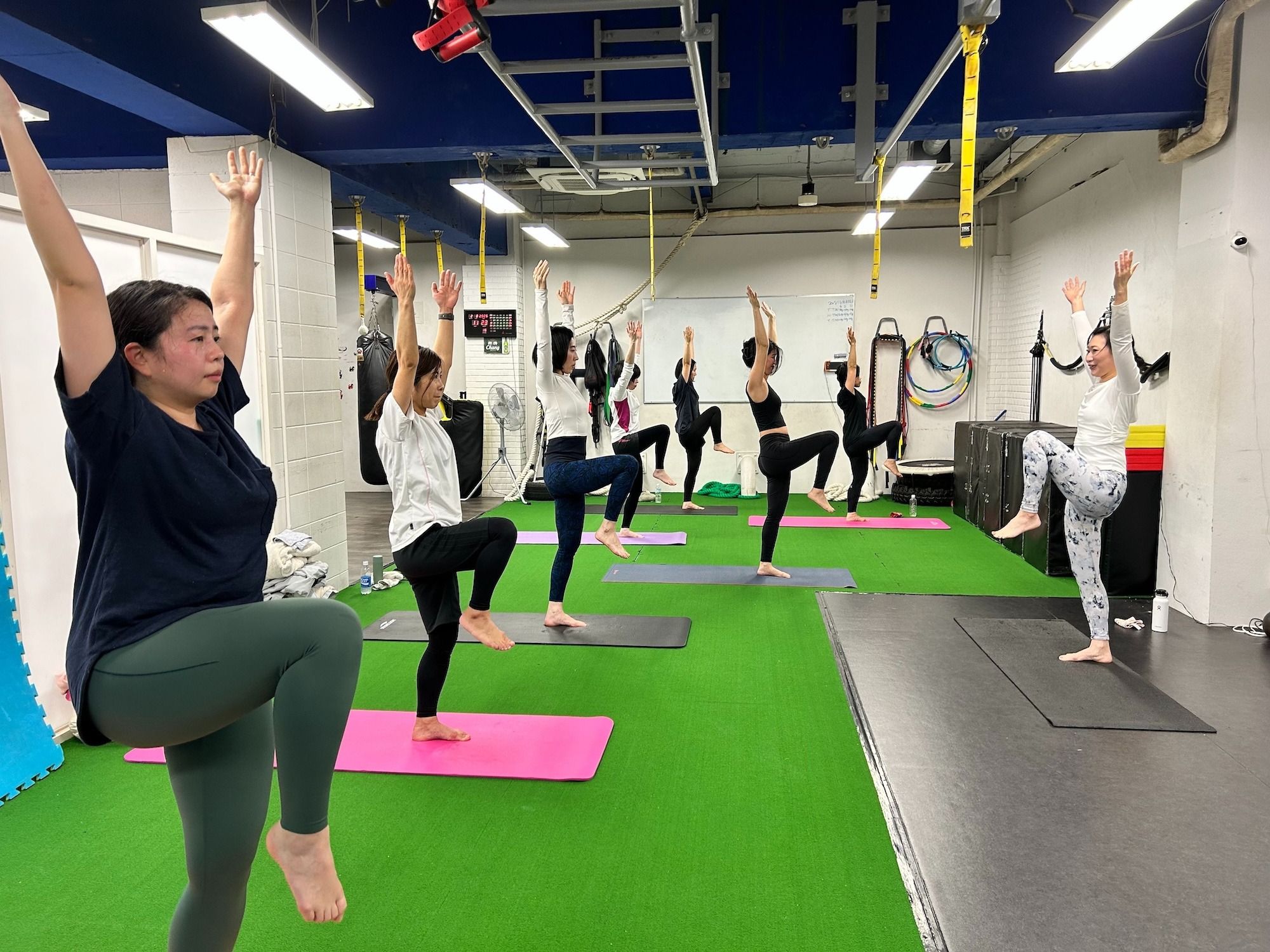 【初心者おすすめ】アクティブ ヨガクラス (Weekend)